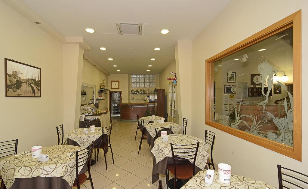 Hotel Bahia Viareggio Luaran gambar