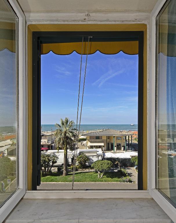 Hotel Bahia Viareggio Luaran gambar